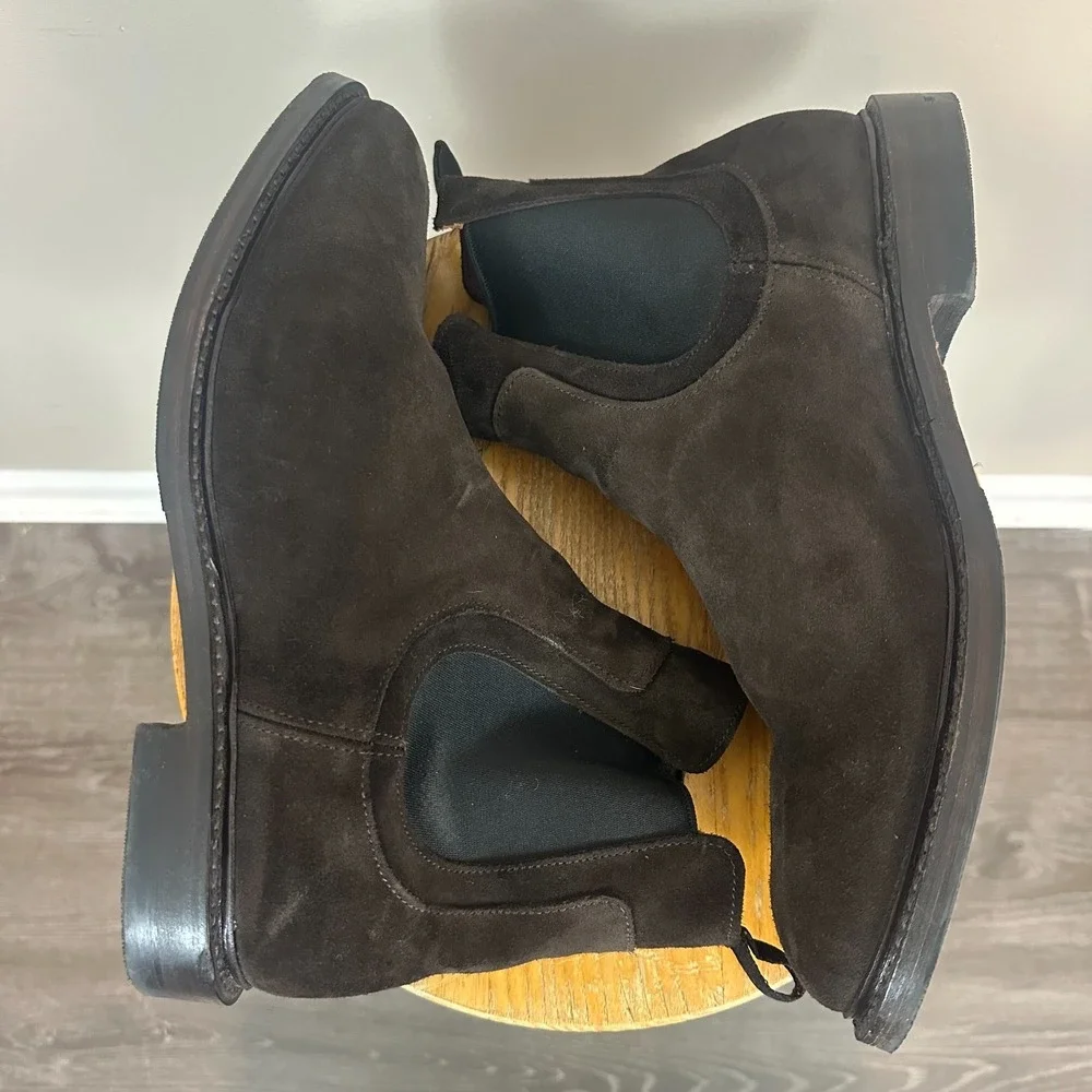 Allen Edmonds Tanner Men 10.5 Chelsea Boot Suede Chocolate Leather Weatherproof